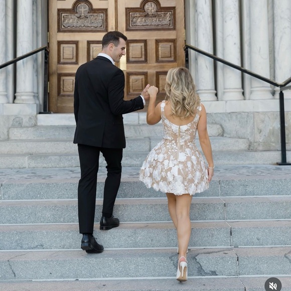 Bronx &‎ Banco Jasmine White Floral Lace Dress NWT Small 🤍Bridal Shower Dream🤍 - Picture 2 of 13